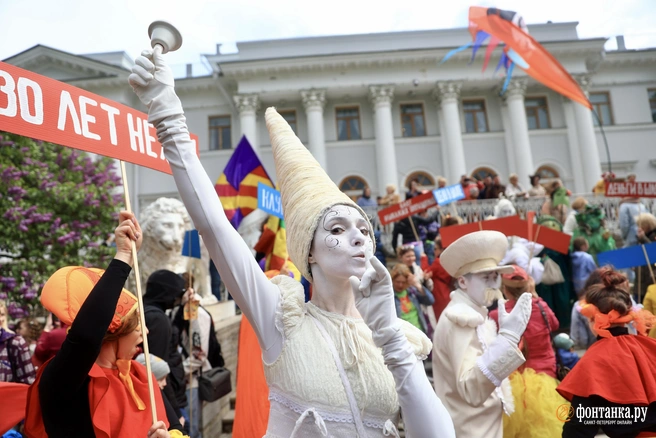 Москва и Санкт-Петербург не участвуют в конкурсе, а выступают экспертами | Источник: Сергей Михайличенко / FONTANKA.RU