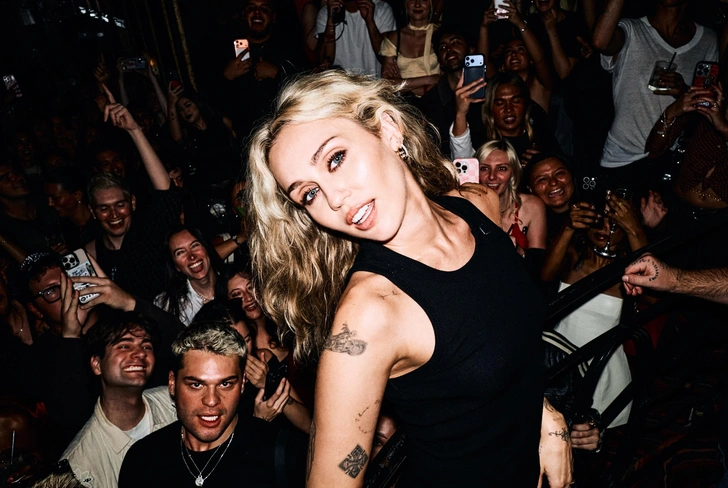 cупербоул 2027 | Источник: Miley Cyrus