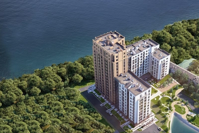 Life in Ob GES: Yard Lake, Ob Sea Views, and Beach Access