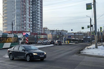 Аварии на путях остановили трамваи в Челябинске