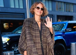 Хэлли Берри в Нью-Йорке