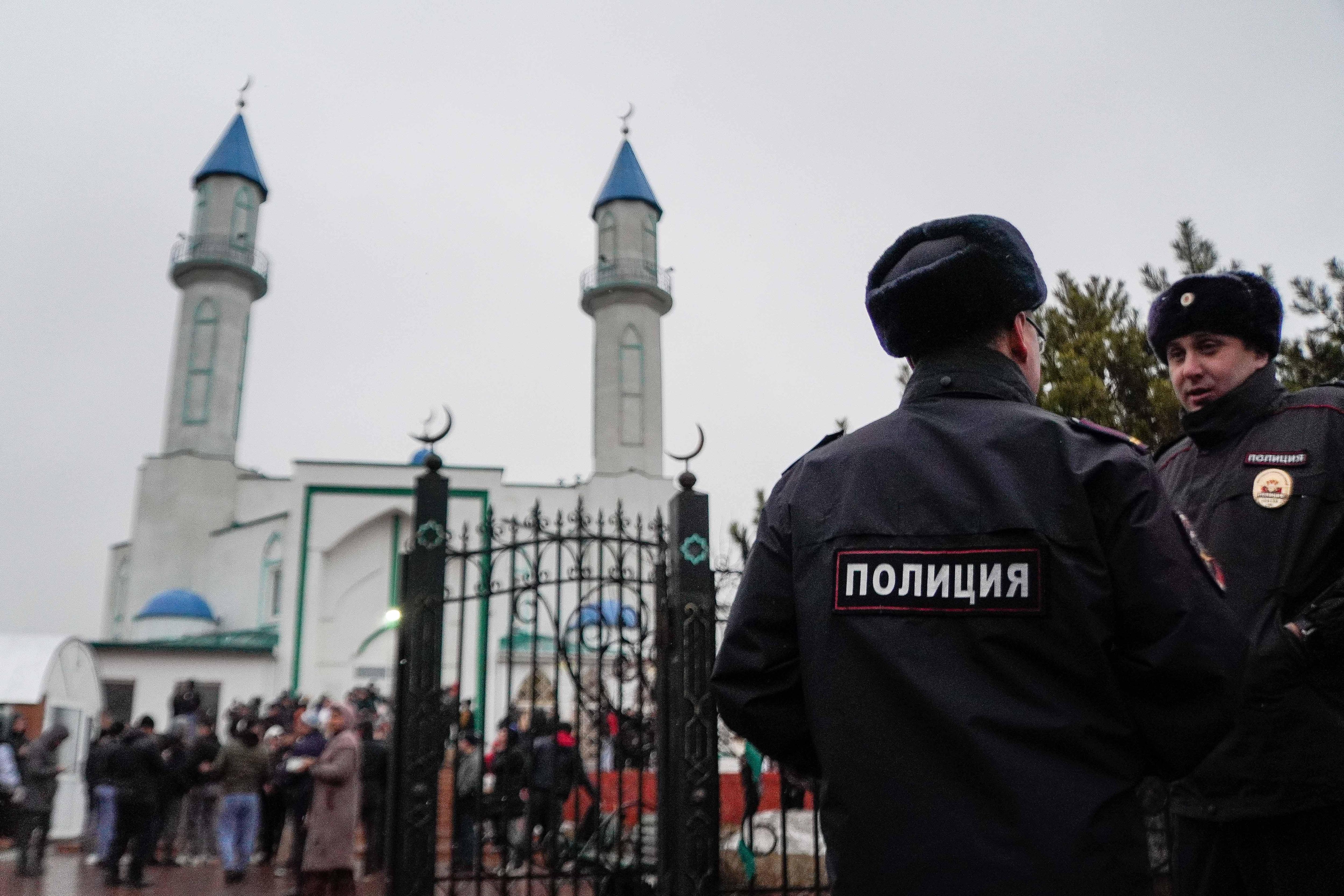 Из Омской области выгнали 202 иностранца — среди них китайцы