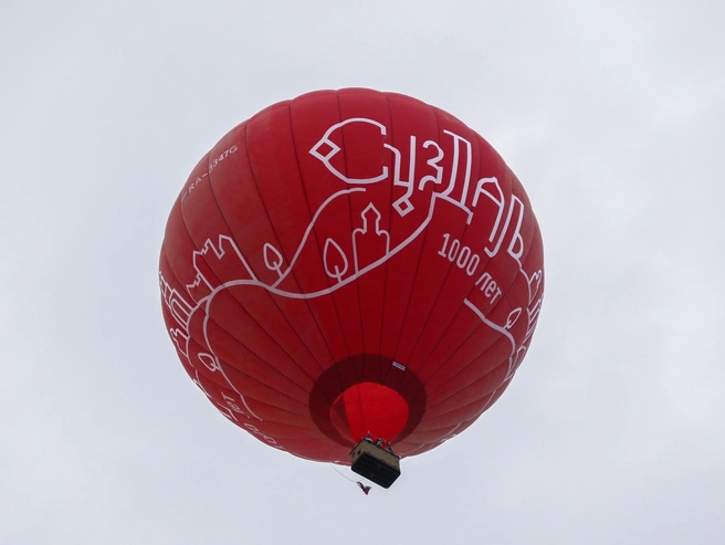 Этот зимний фестиваль воздухоплавания проводится в городе каждый год. | Источник: Наталья Бурухина / NN.RU