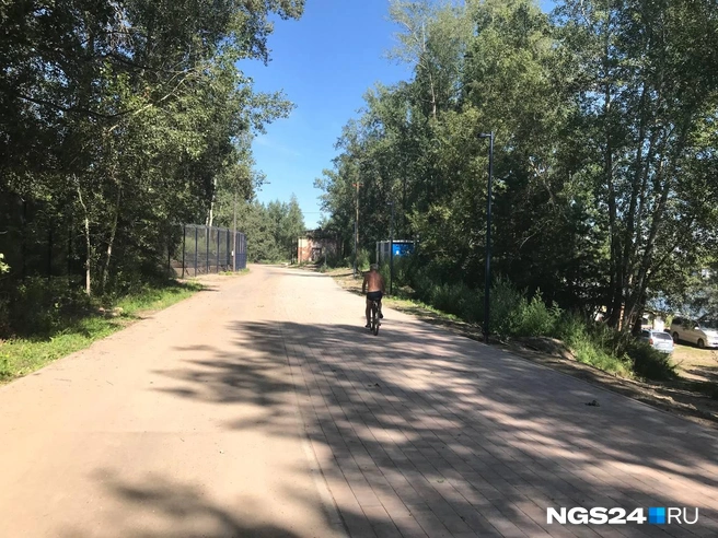 Некоторые уже пользуются дорожками | Источник: Александр Ибрагимов / NGS24.RU