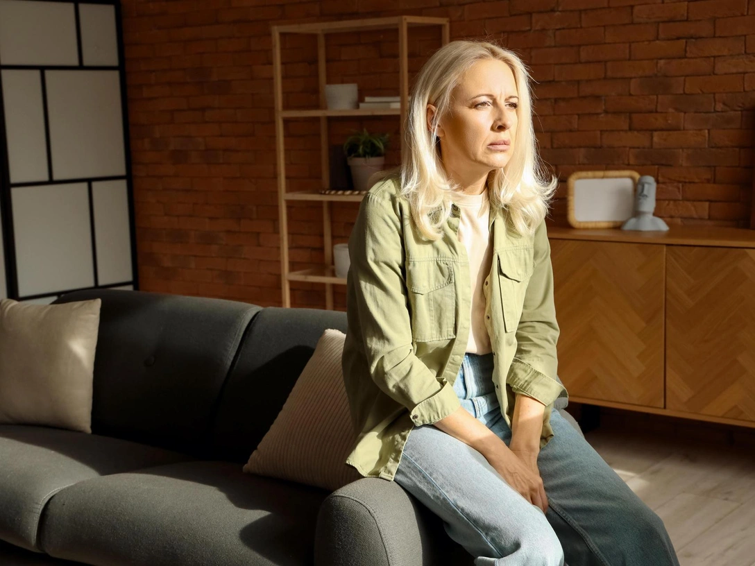 7 причин, почему умные люди с годами сокращают круг общения | marieclaire.ru