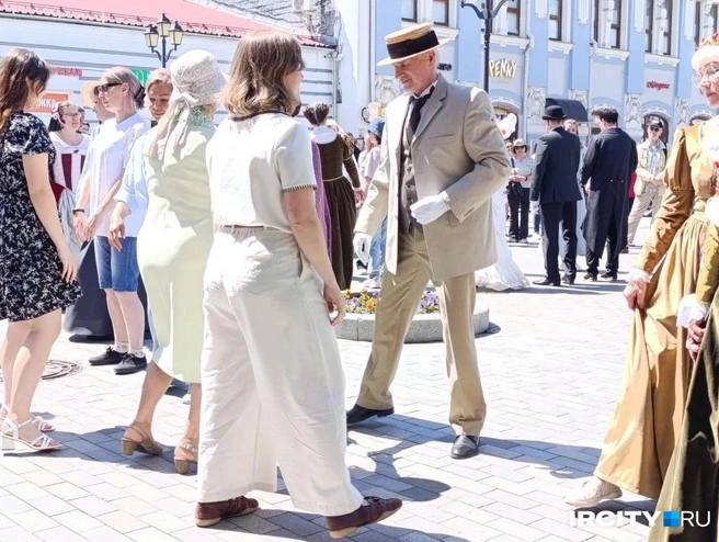 Потанцевать пригласили всех | Источник: «ИрСити»