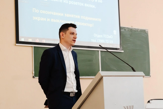 Гендиректор ООО «Жирафф Рент» Антон Шевченко гарантирует высокое качество услуг | Источник: ООО «Жирафф Рент»
