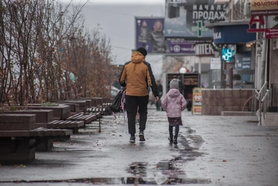 Сколько барнаульцев лишили родительских прав в 2025 году