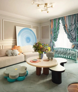 Море волнуется: студия Uchronia и институт цвета Pantone декорировали люкс в Лондоне