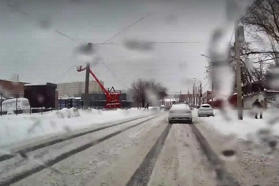 Автобус загорелся в гараже пермского автопарка