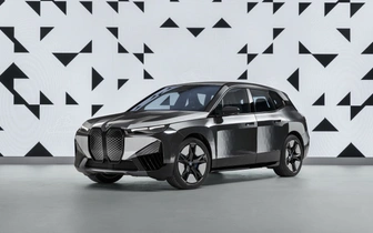 Компания BMW показала автомобиль-хамелеон