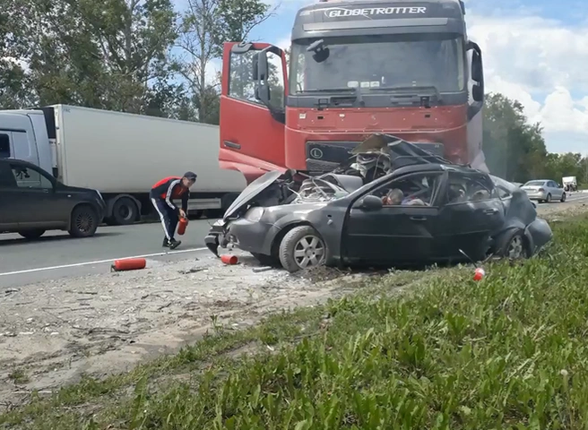 Опубликованы страшные кадры с места трагического ДТП на трассе М5 | ya62.ru