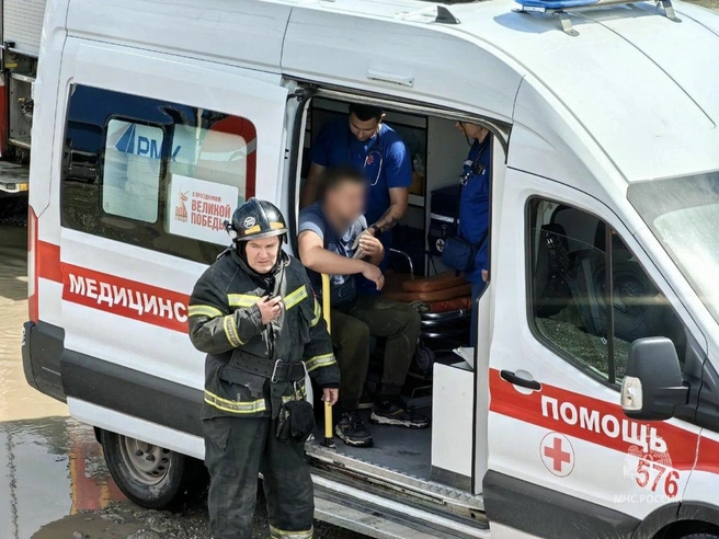 Пострадал один рабочий | Источник: ГУ МЧС по Челябинской области