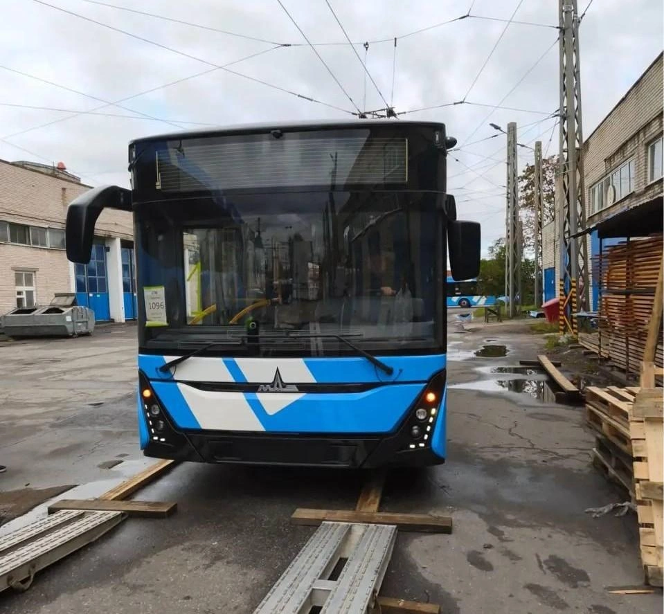 В Петербург привезли первые троллейбусы МАЗ | Источник: Кирилл Поляков