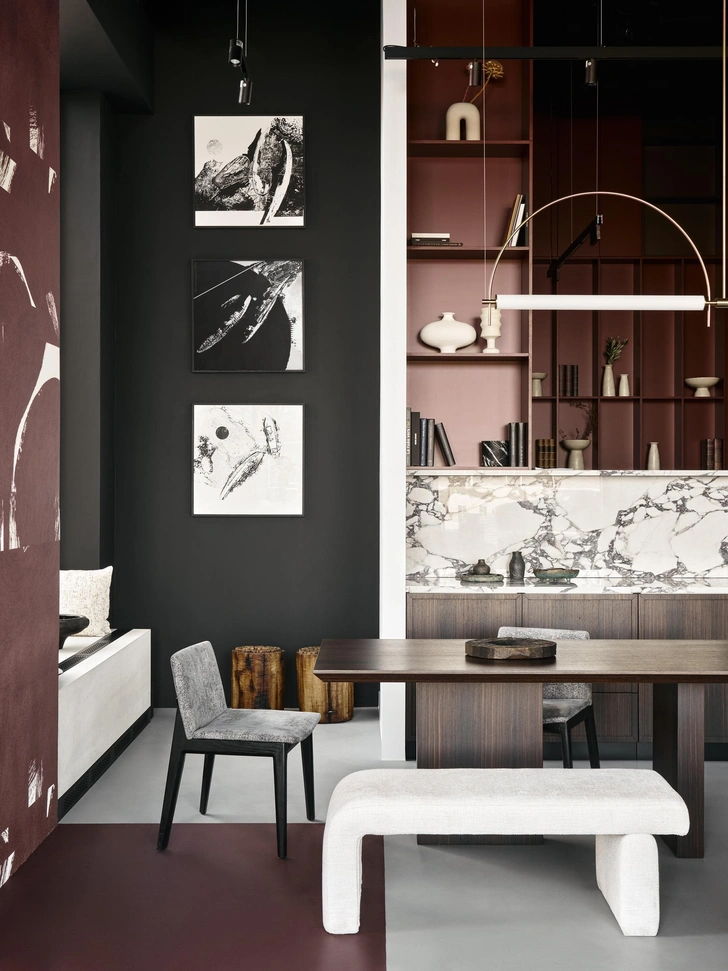 Картины Михаила Рогова. Керамика, Rehome Living Objects. | Источник: Никита Теплицкий