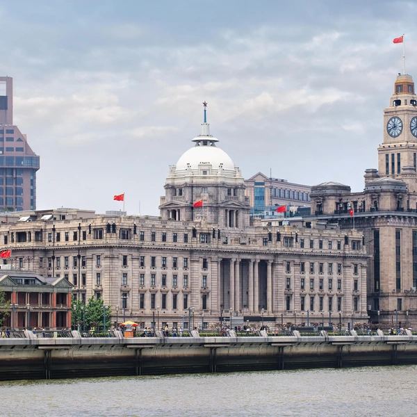 Колониальная набережная Бунд | Источник: Shutterstock/Fotodom.ru