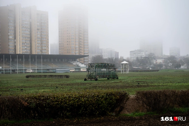 Вокруг ипподрома уже выросли многоэтажки | Источник: Евгений Вдовин / 161.RU