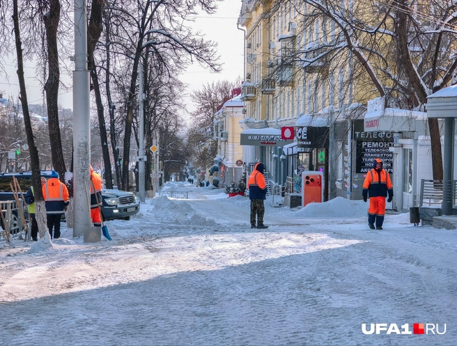 Городские службы работают | Источник: Булат Салихов / UFA1.RU
