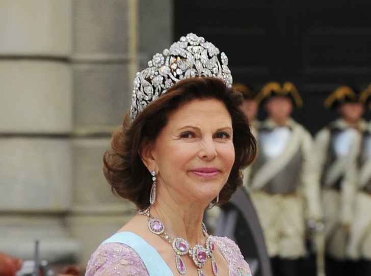 От бижутерии до бриллиантов: тиары шведской королевской семьи
