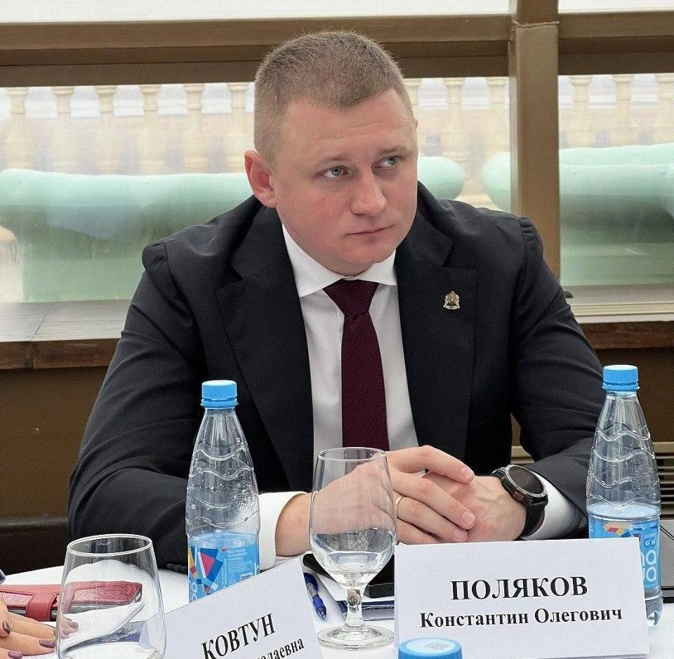 Бывший врио замгубернатора Курской области Константин Поляков возглавил фирму из Оренбургской области в начале мая | Источник: Константин Поляков / T.me