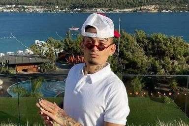 Рэпер сейчас отдыхает в Турции | Источник: Моргенштерн / Instagram.com