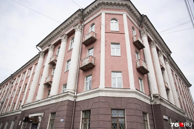 Расторгнут контракт с подрядчиком «правительственного квартала» в Ярославле