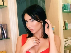 Элина Камирен оставит ребенка ради работы в Сочи