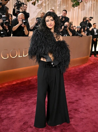 Как Одесса Эзайон стала нашей модной одержимостью (даже без помощи персонального стилиста) Как Одесса Эзайон стала нашей модной одержимостью (даже без помощи персонального стилиста)