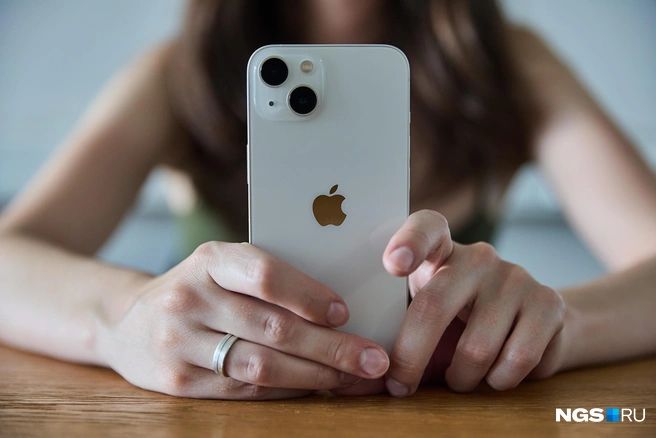 Apple обязали исполнить требования о предустановке отечественного ПО на всех устройствах с iOS | Источник: Александр Ощепков / NGS.RU