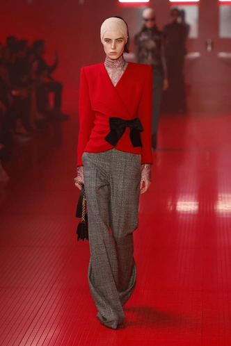 Valentino aw25/26 | Источник: Legion Media
