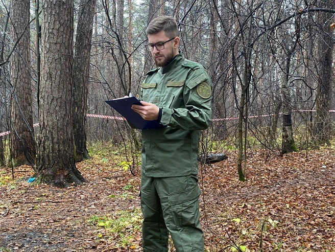 На месте происшествия задержанный подтвердил ранее данные показания | Источник: СУ СК по Свердловской области