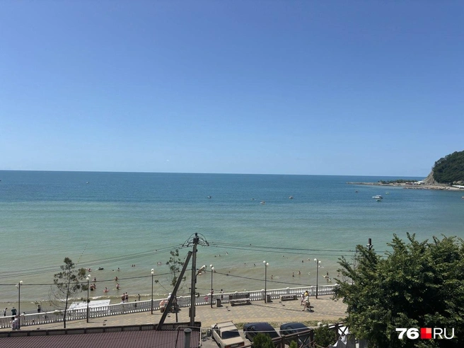 Температура воды в море держалась в пределах 21 градуса | Источник: читательница 76.RU