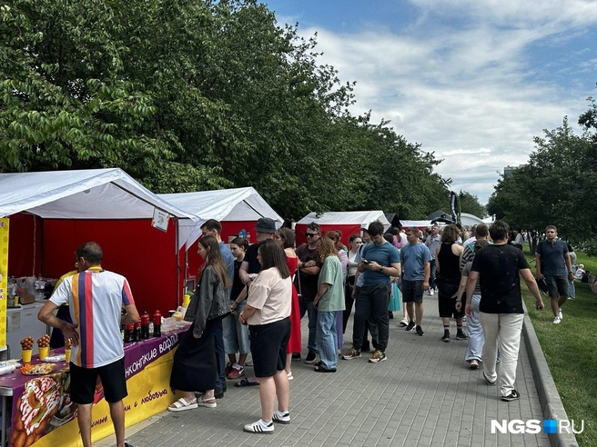 Фестиваль проходит три дня  | Источник: Павел Пешков / NGS.RU