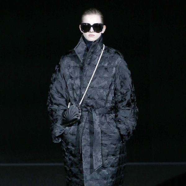 Balenciaga | Источник: Legion-Media