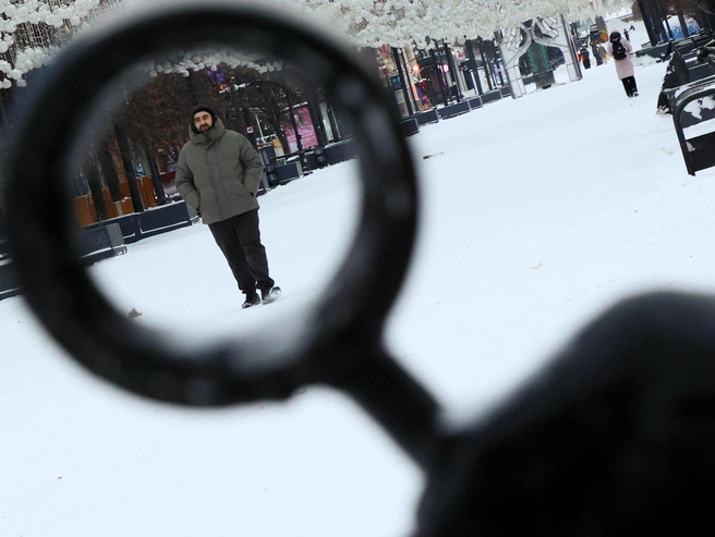 Некоторые прохожие выглядят растерянными | Источник: Наталья Лапцевич