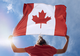 Под красным листом: 12 удивительных фактов о канадцах
