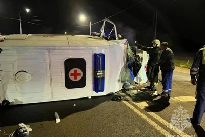 Четверо пострадали в ДТП со скорой в Гатчине
