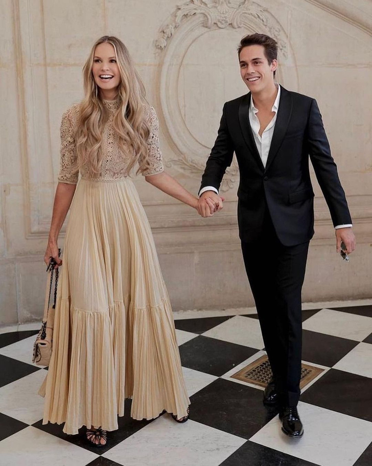 Яблоко от яблони: супермодель Эль Макферсон с сыном на показе Dior