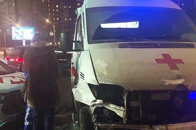 Ambulance Collides with Car at Intersection in St. Petersburg