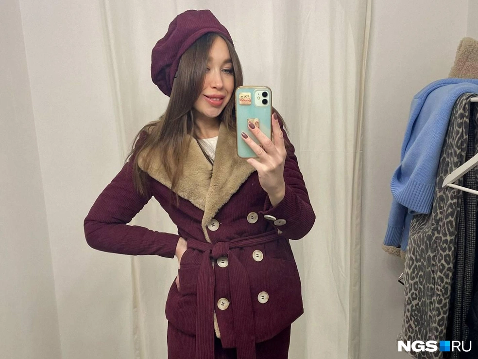 Смотрим, какую верхнюю одежду предлагают покупательницам сибирские дизайнеры | Источник: Алена Золотухина / NGS.RU