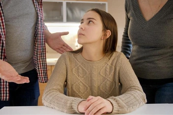 «Родители не поддерживают мою любовь к каратэ и даже угрожают запретить им заниматься. Что делать?»