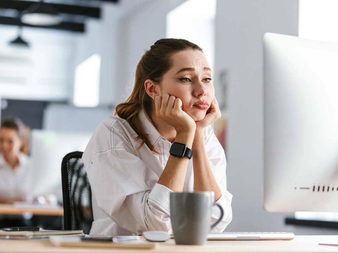 Влюбиться снова: что делать, если вы испытываете отвращение к работе | marieclaire.ru