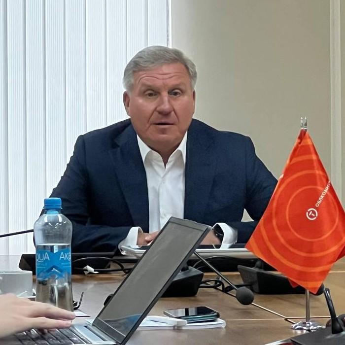 <p>Алексей Бобров</p>