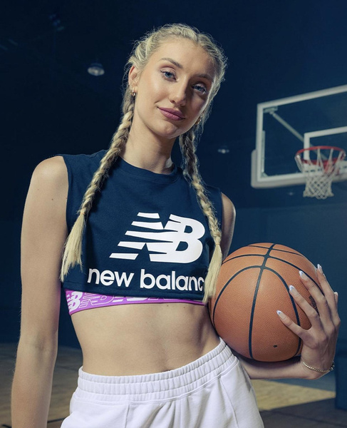 Первая баскетболистка в истории подписала контракт с New Balance