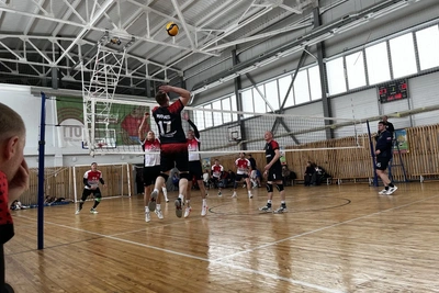 Следственное управление Удмуртии взяло бронзу на волейбольном турнире