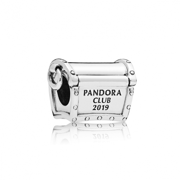 Pandora представила клубный шарм 2019 года