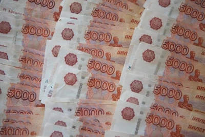 Мошенники обманули жительницу Приморья на 900 тысяч