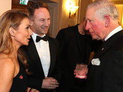 Принц Чарльз встретился с Джерри Холлиуэлл через 22 года после того, как она его поцеловала