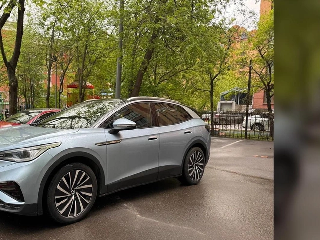 Volkswagen ID.4 — дорогой кроссовер, на вторичном рынке за 3,5–4 млн рублей. | Источник: Auto.ru