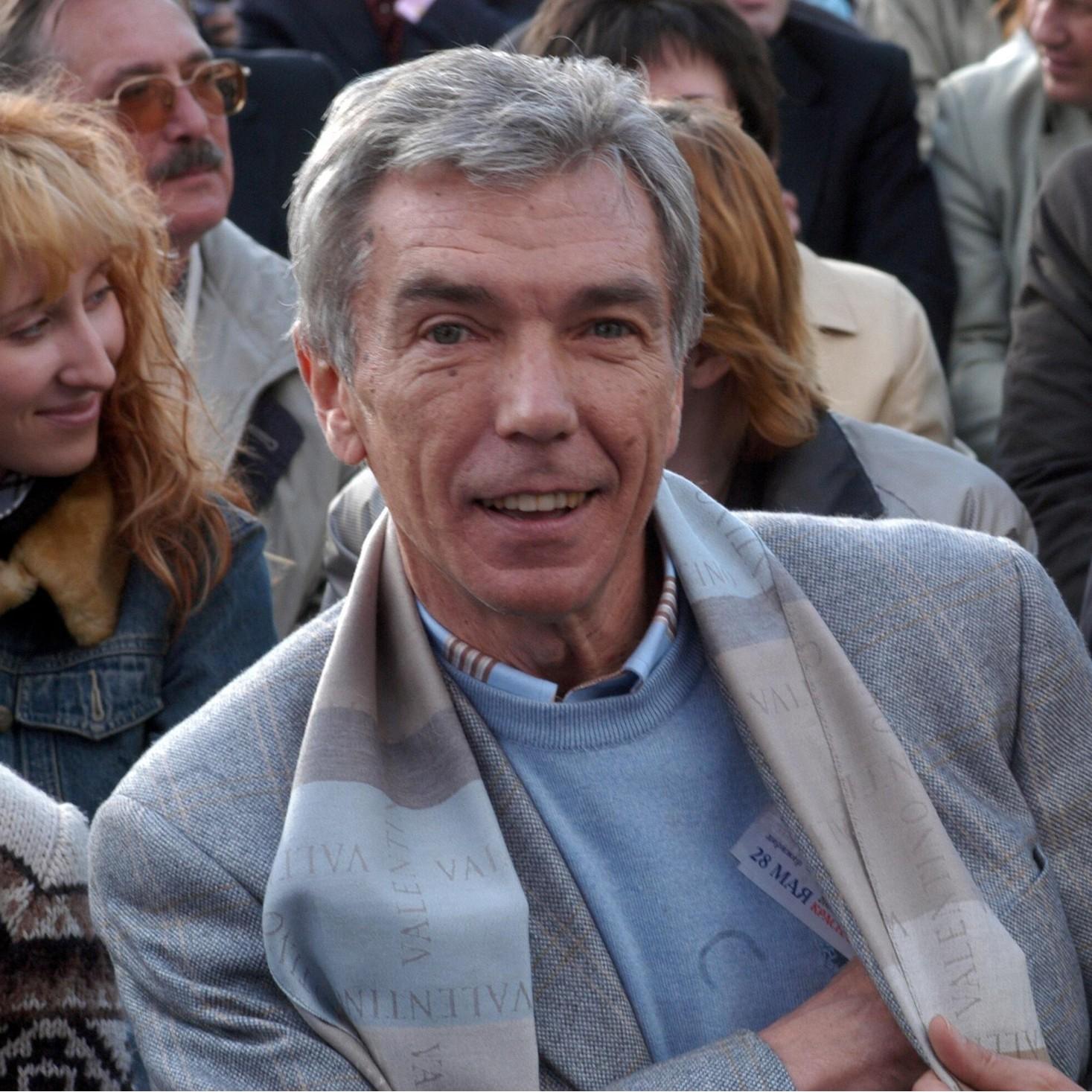 «Дядя Юра Николаев ушел… Мы потеряли учителя»: Березин, Собчак, Кудрявцева и другие горько переживают утрату ведущего